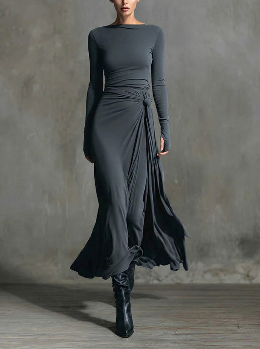 Lyla - Elegant Fluid Maxi Dress